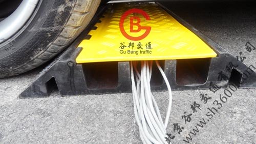 供应北京线槽布线板 单槽布线板 网格布线板 布线槽板  