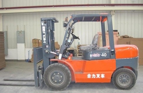 求购回收何种型号二手叉车