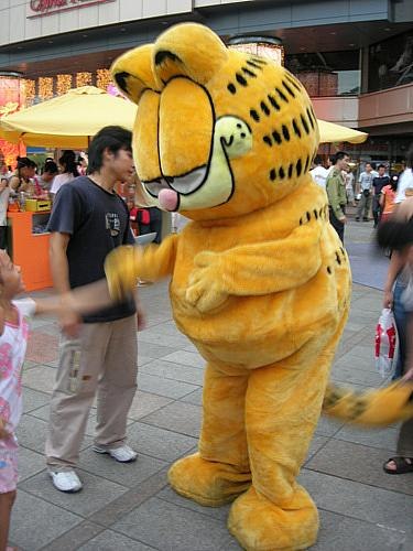 供应加菲猫卡通人偶服装卡通动漫服装