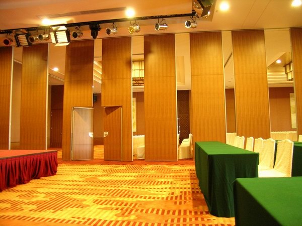 供应绍兴、余姚、宁波、舟山地区酒店活动隔断、移动屏风、移门
