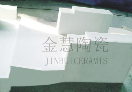 供应电熔刚玉砖
