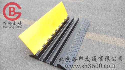 供应烟台过线板—烟台橡胶过线板—烟台过线板价格