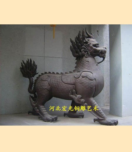 供应动物雕塑宏光长年订做各种动物雕塑