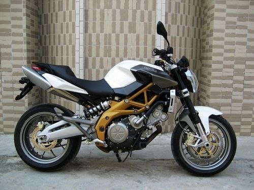 供应摩托车跑车2008阿普利亚SL750摩托车