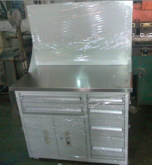 供应供应优质工具柜，工具柜款式，带挂板工具柜，带脚轮工具柜，带门工具柜