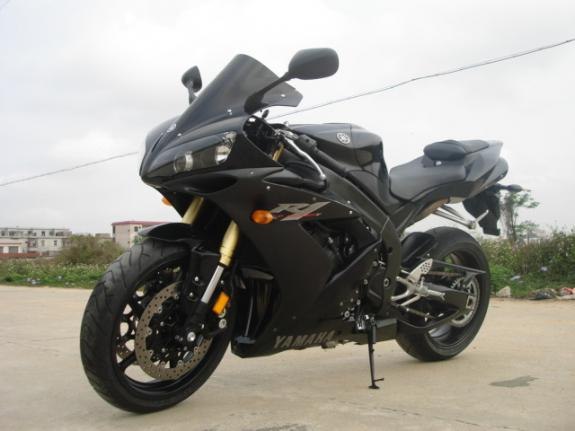 供应低价出售全新进口趴赛雅马哈YZFR1