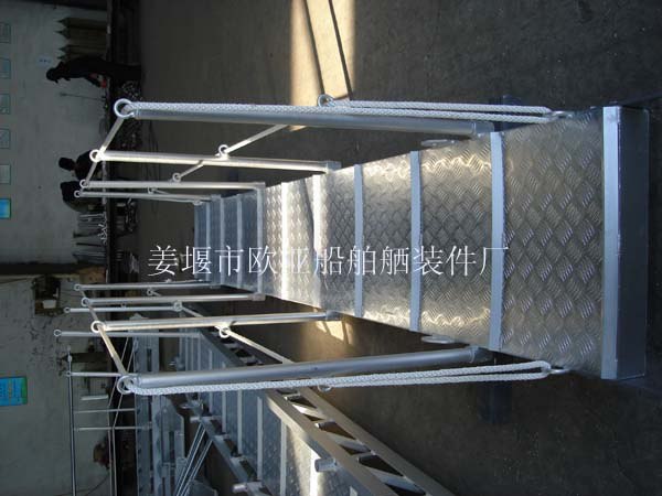 供应4M-1平板梯生产厂家