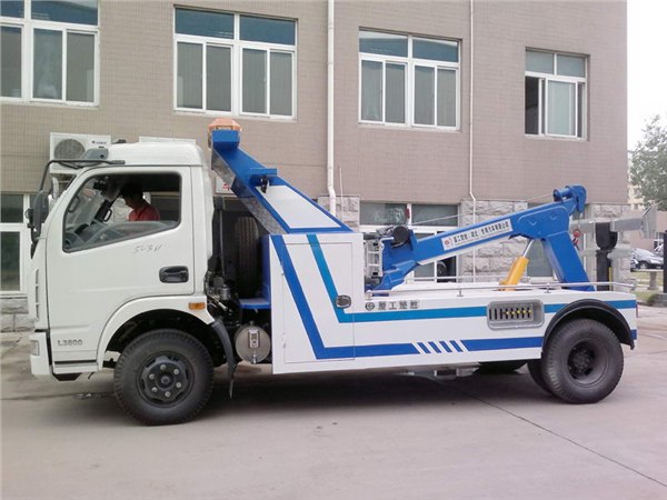 东风多利卡拖吊联体清障车