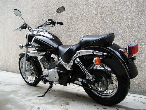 供应二手摩托车02年铃木VL250摩托车