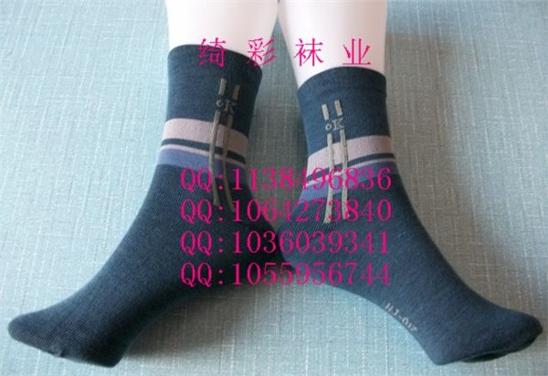 供应低价袜子厂家批发