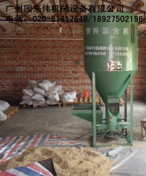 供应佛山小型饲料搅拌机报价佛山那里有小型搅拌饲料机佛山小型猪饲料混合机那里买