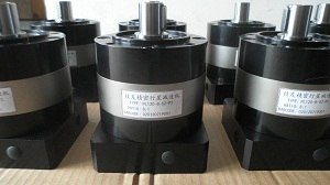 供应PL80行星减速机,PF80行星减速机,PS90行星减速机
