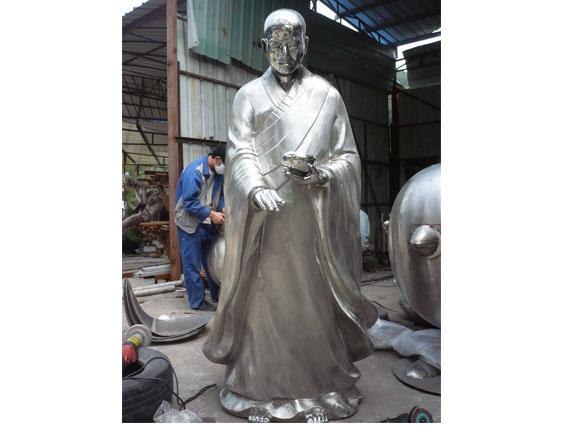 厦门鑫属雕塑以精益求精为目标  给你不一样的雕塑设计风格