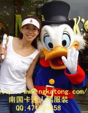 供应卡通衣服动漫人物人偶港奥版唐老鸭