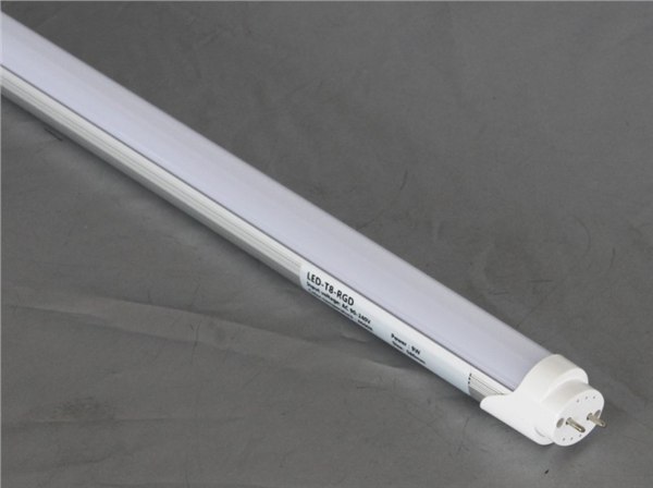 供应销加拿大LED日光灯管磨砂LED日光灯管T9 15W 