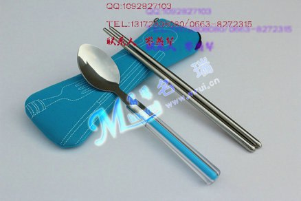 广东揭阳供应创意圆柄塑料勺筷两件套 喜庆餐具套装 年庆促销礼品