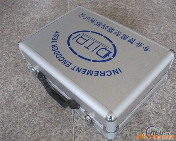 供应北京万兴旺盛铝合金仪表箱万事兴铝合金仪器箱