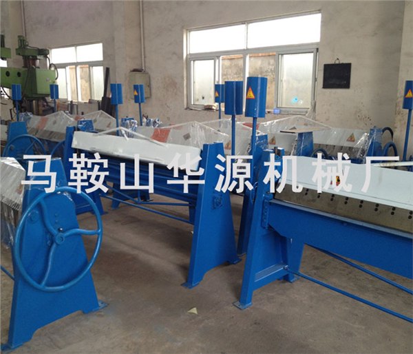 供应手动折边机，厂家向个旧开远景洪供应价格低的1.5米手动折边机