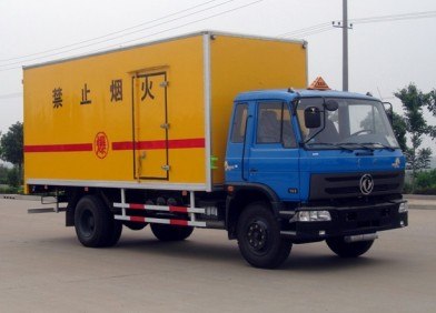 民爆危险品运输车