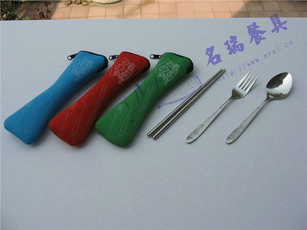 揭阳厂家直销广告促销礼品枕型包叉勺筷不锈钢餐具套装
