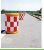 供应南国花园茂博公路消能桶      