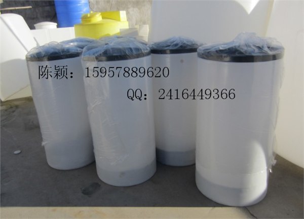 供应滚塑塑料盐箱，300L盐桶加工，200LPE盐箱厂家直径