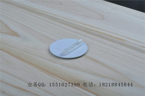供应滴胶贴牌 工作徽章