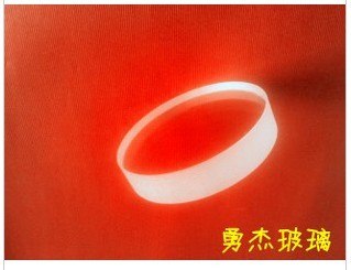 销售各种耐热玻璃，耐高温玻璃，300--1500度。