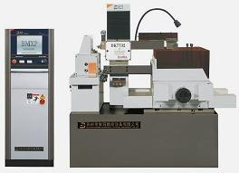 供应3000型中走丝线切割加工机 DK7732			