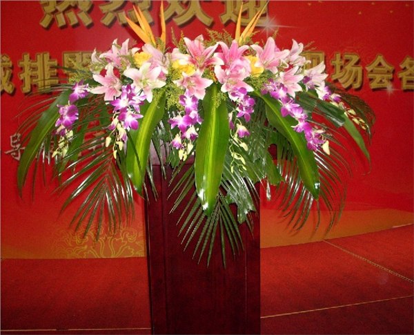 供应东莞庆典开业花篮花牌台花制作布置