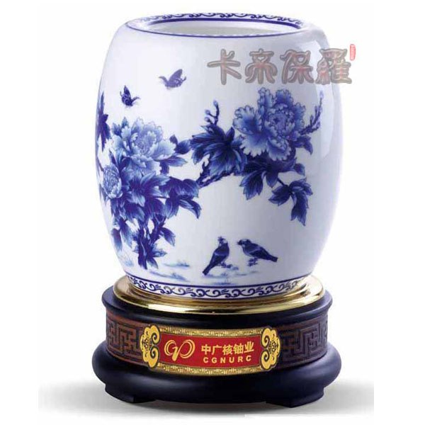 供应花开富贵旋转笔筒 青花瓷礼品 中国风礼品 骨瓷礼品 陶瓷礼品 皮具礼品
