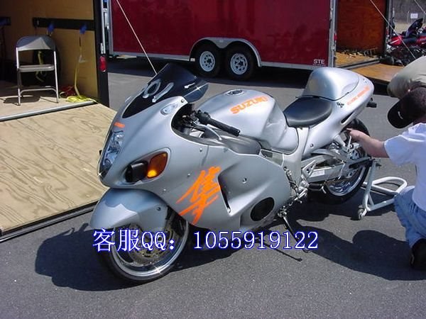 铃木隼GSX1300R摩托车