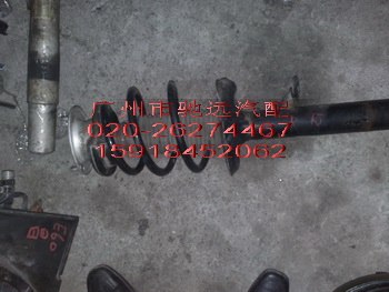 供应丰田皇冠3.0前嘴汽车配件 拆车配件