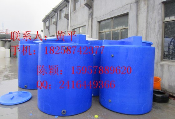 供应2000L加药桶容器，2立方PE化工加药箱，2吨聚乙烯加药箱