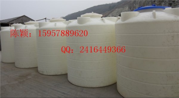 供应哪里有塑料水箱卖，塑料水箱生产厂家