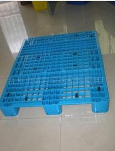 供应临沂塑料托盘