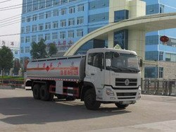程力威运油车|东风双桥运油车|油罐车生产厂家