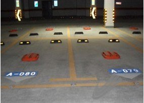 石狮橡胶缓冲带、石狮驼峰型减速坡