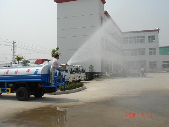 供应6,7,8,9,10吨抗旱洒水车