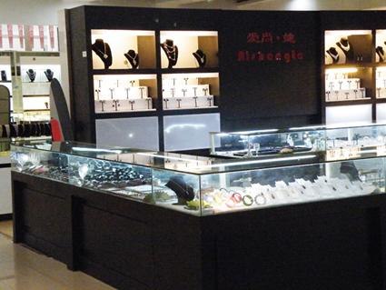 昆明金聚展柜提供柜台出租展柜出租玉器展柜出租珠宝展柜出租