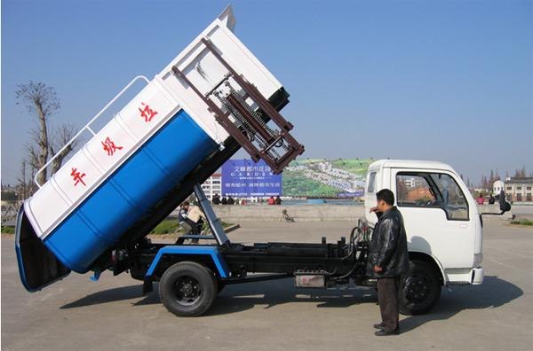 东风小霸王3-6立方压缩式垃圾车、压缩式垃圾车厂家报价