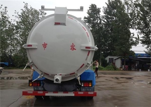 餐厨垃圾收集车2012年新款餐厨垃圾车现车全国统一出厂价格