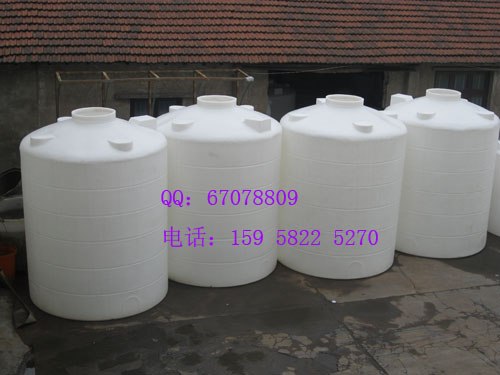 供应房顶专用抗老化塑料水箱，1立方塑料储水塔，1吨塑料储罐