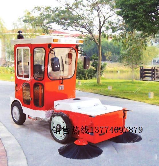 柴油发动机小型扫路车现货