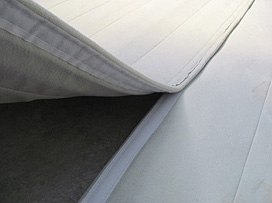 大棚保温被的维护