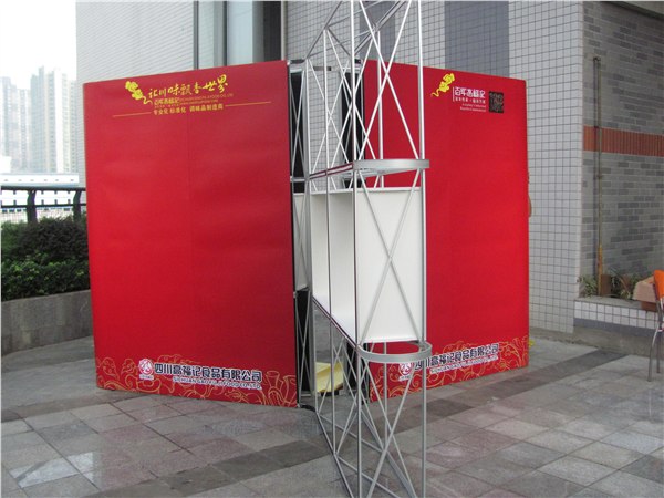 重庆高档铝合金展示架、拉网展架、布拉网展示架、活动背景展板、写真制作