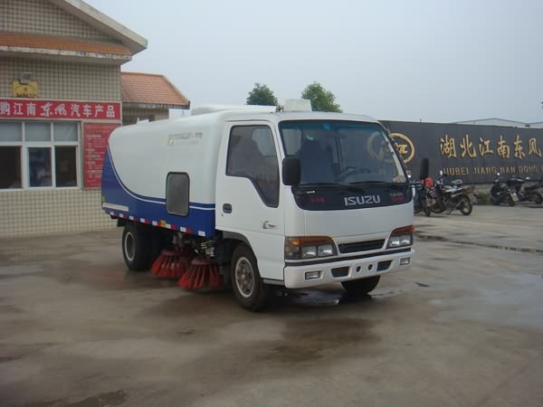 庆铃双排座吸尘车出口0722-3225566