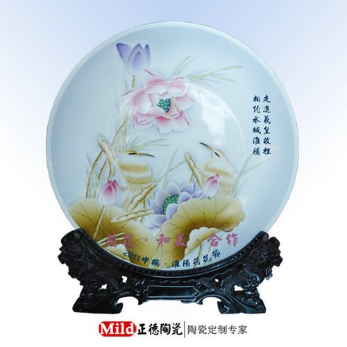 供应景德镇青花手绘陶瓷纪念盘