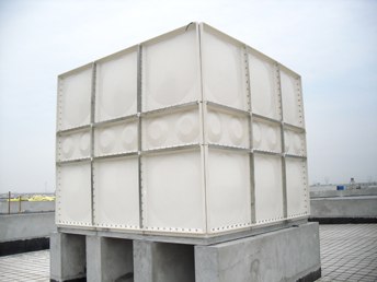 供应江西南昌玻璃钢水箱厂家报价