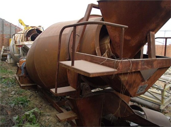 福田牌混凝土搅拌车/4方砂浆搅拌运输车